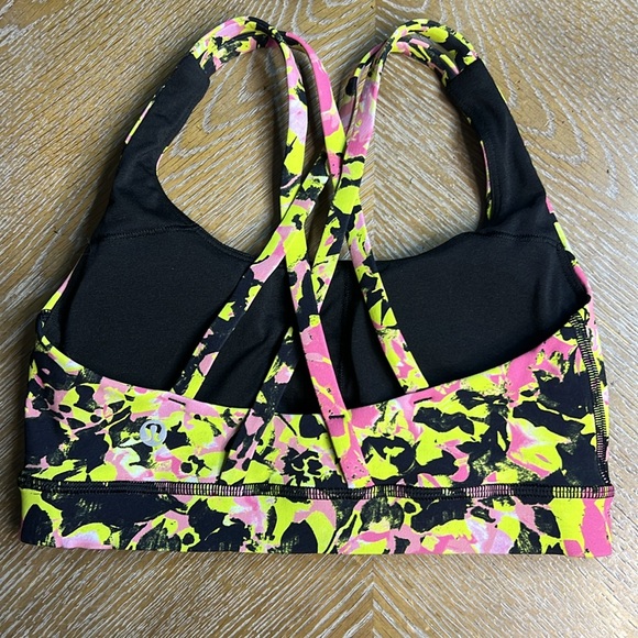 LULULEMON Floral Energy Bra in Medium Support 2 - Picture 5 of 7